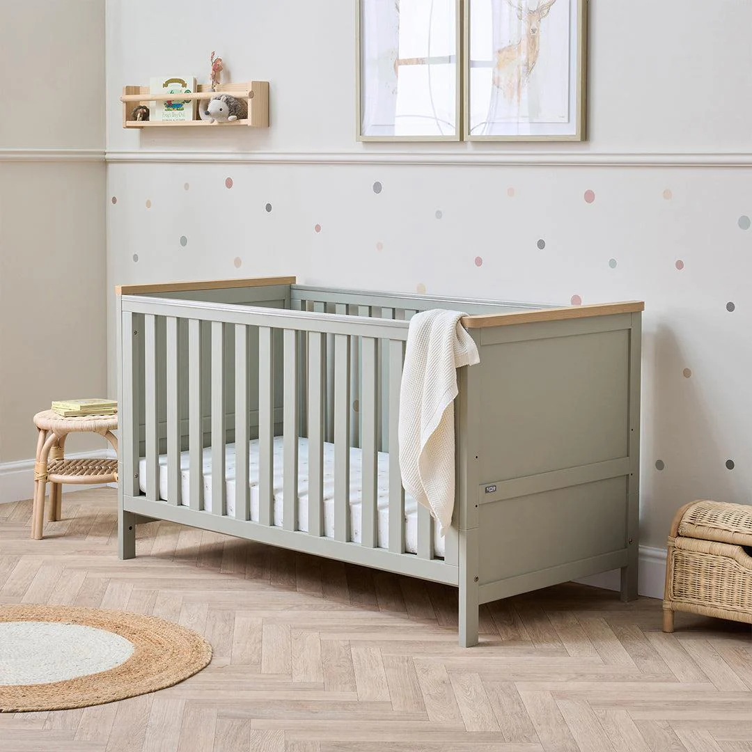 Tutti Bambini Misha Cot Bed - Sage / Golden Oak - Image 4