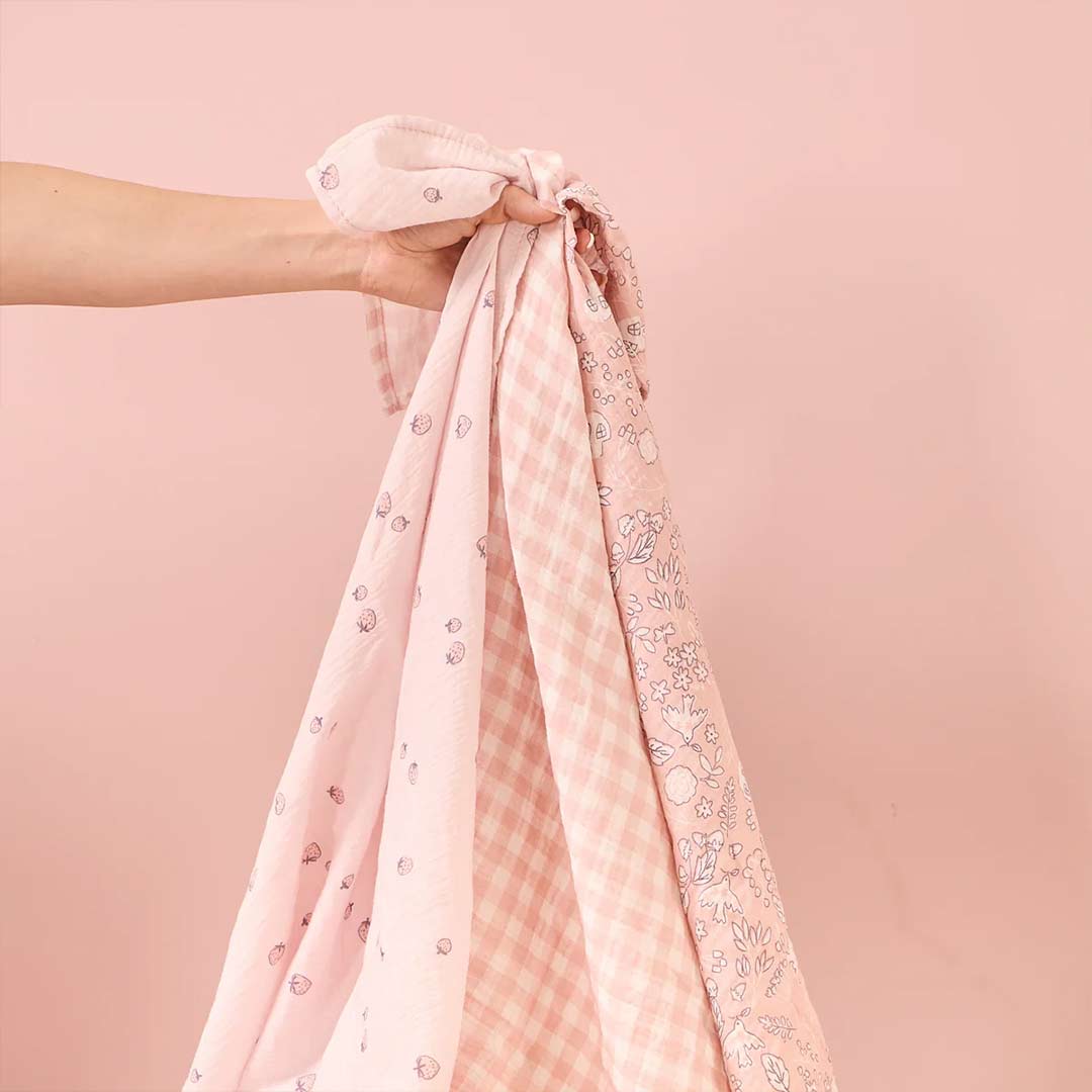 Tutti Bambini Muslin Squares 3 Pack - Tiny Tales - Image 2